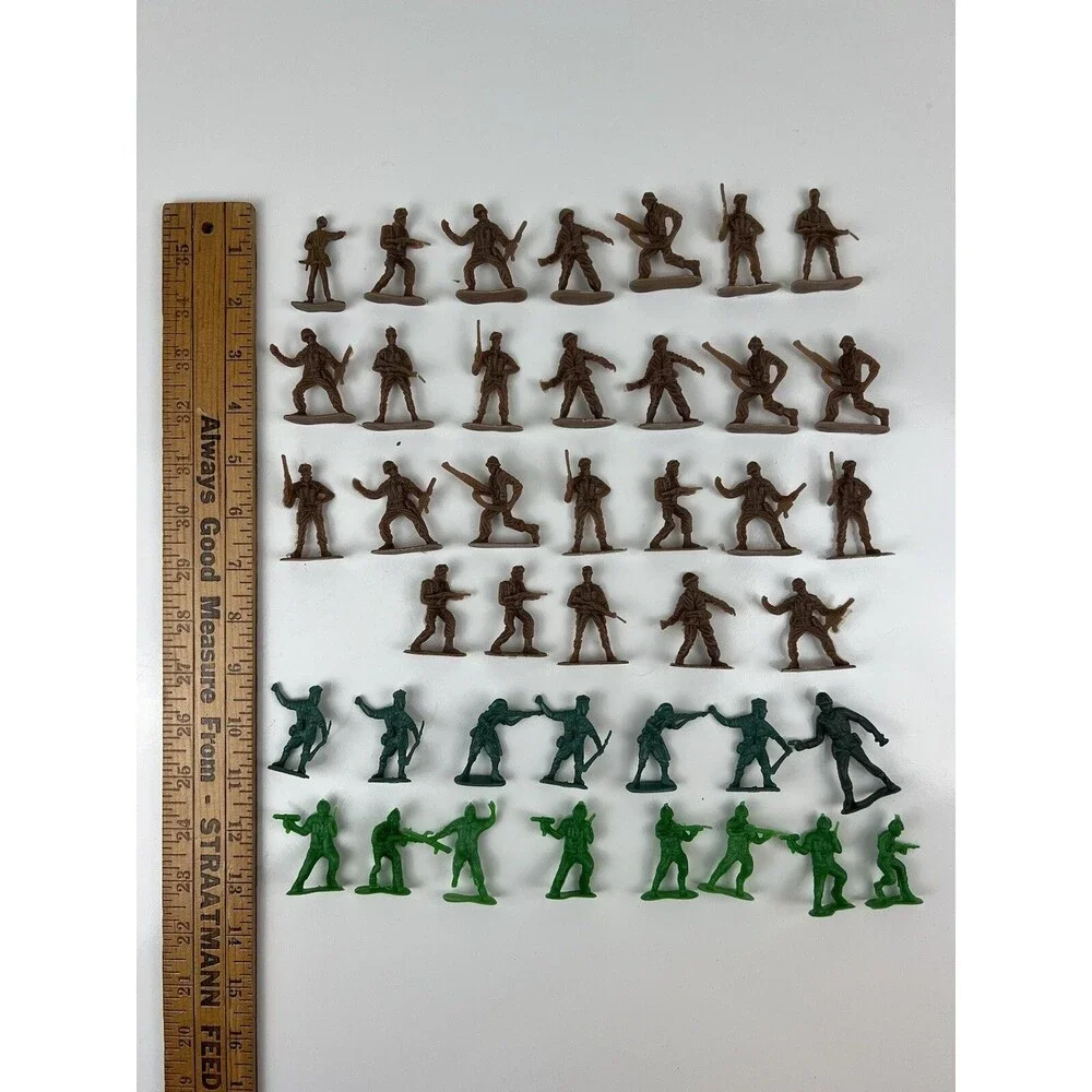 Lot Of 40 Plastic Small Army Men Figures Figurines Brown Dark Green Mixed Lot